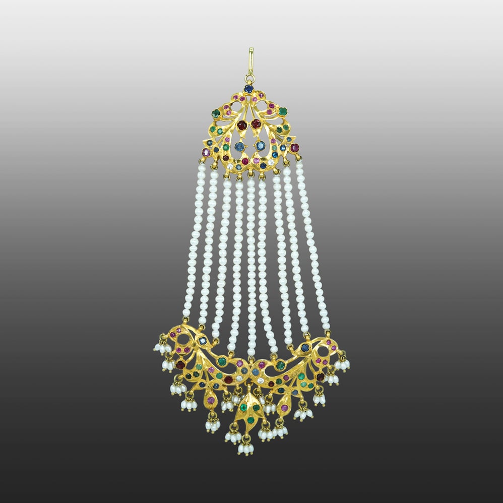 Multicolour Gemstone Passa with Pearl Strands